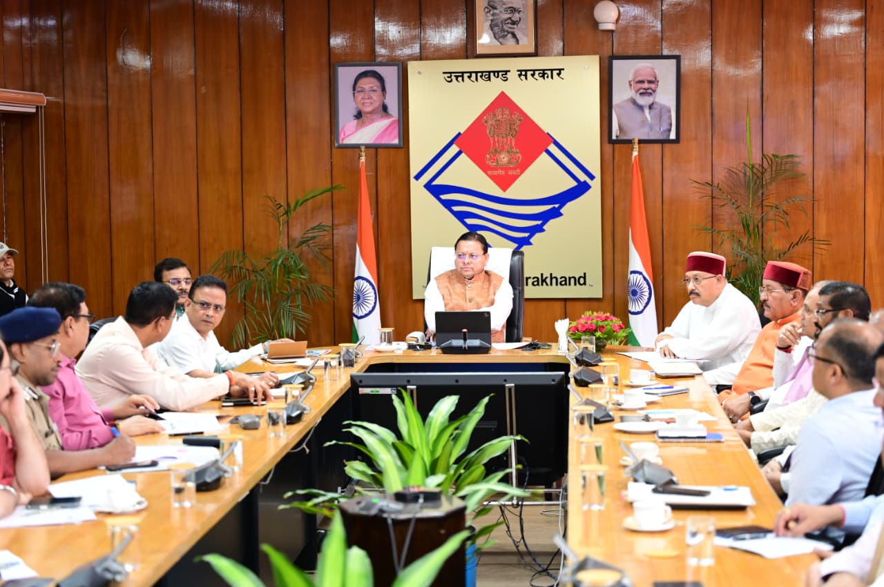 रात्रि 10 बजे से सुबह 4 बजे तक यात्रा मार्गों पर वाहनों की आवाजाही पर रोक का सख्ती से पालन हो