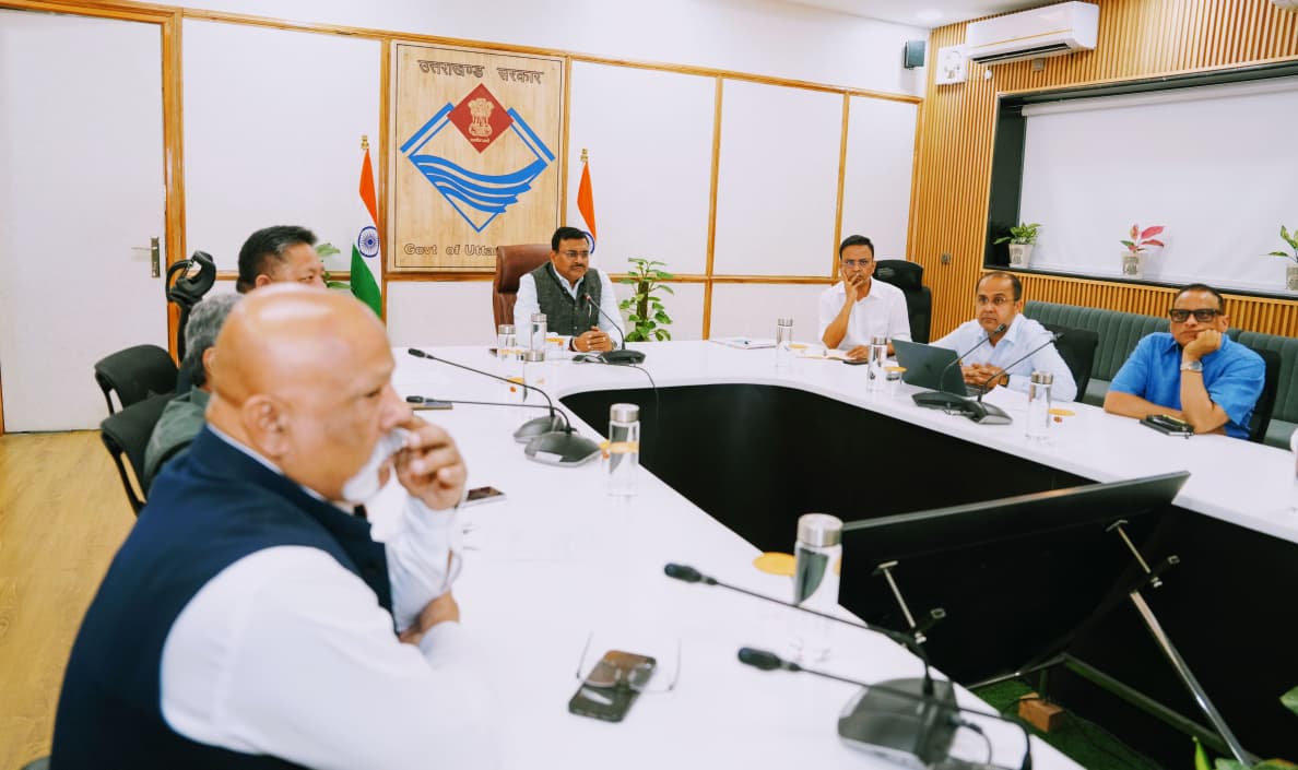 भूमि संसाधनों के बेहतर प्रबंधन, डिजिटलीकरण एवं निवेश अनुकूल व्यवस्था पर सचिव समिति में मंथन