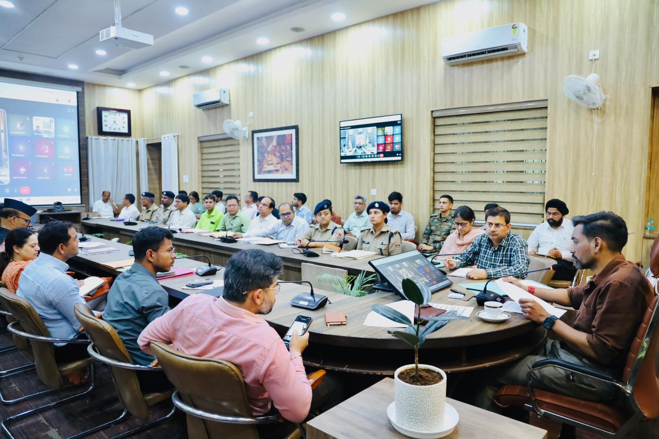 चारधाम यात्रा: प्रमुख पड़ावों पर प्रशासनिक निगरानी बढ़ेगी, यात्रियों को मिलेगी बेहतर सुविधा