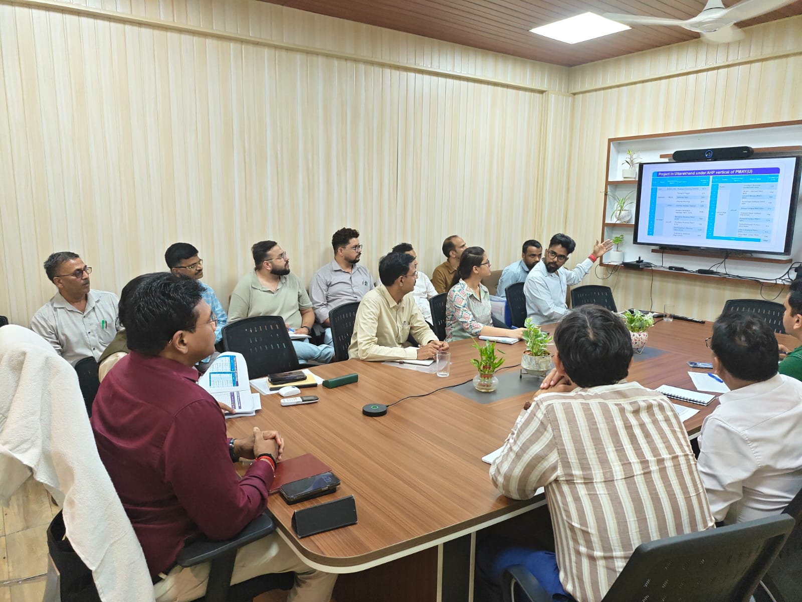 तय समयसीमा में कार्य पूर्ण न करने वाले विकासकों पर होगी कार्रवाई