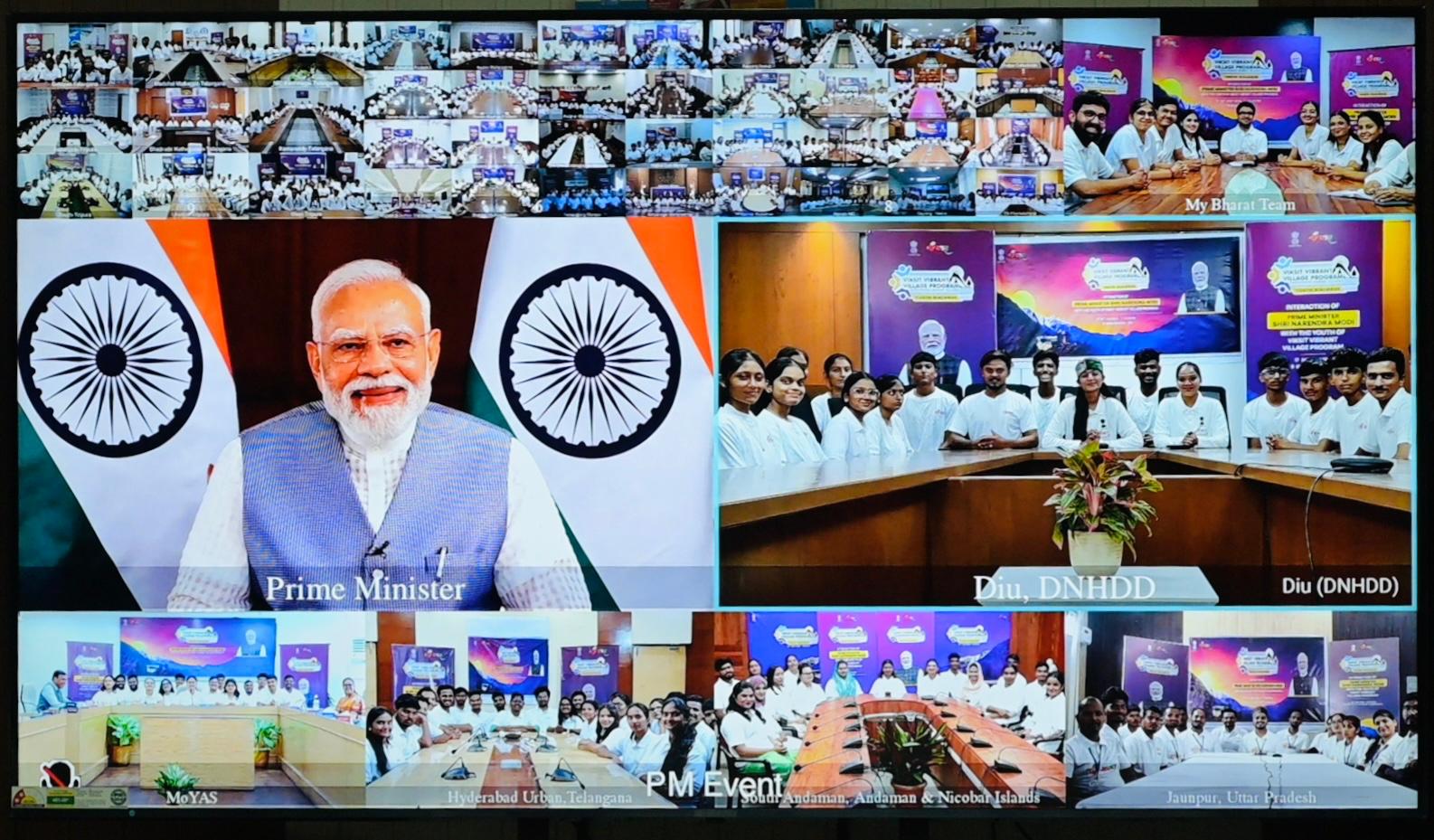 प्रधानमंत्री ने युवाओं से सीमांत क्षेत्रों की संस्कृति, प्रकृति और देशभक्ति के जज्बे को देश के कोने-कोने तक पहुंचाने का किया आह्वान