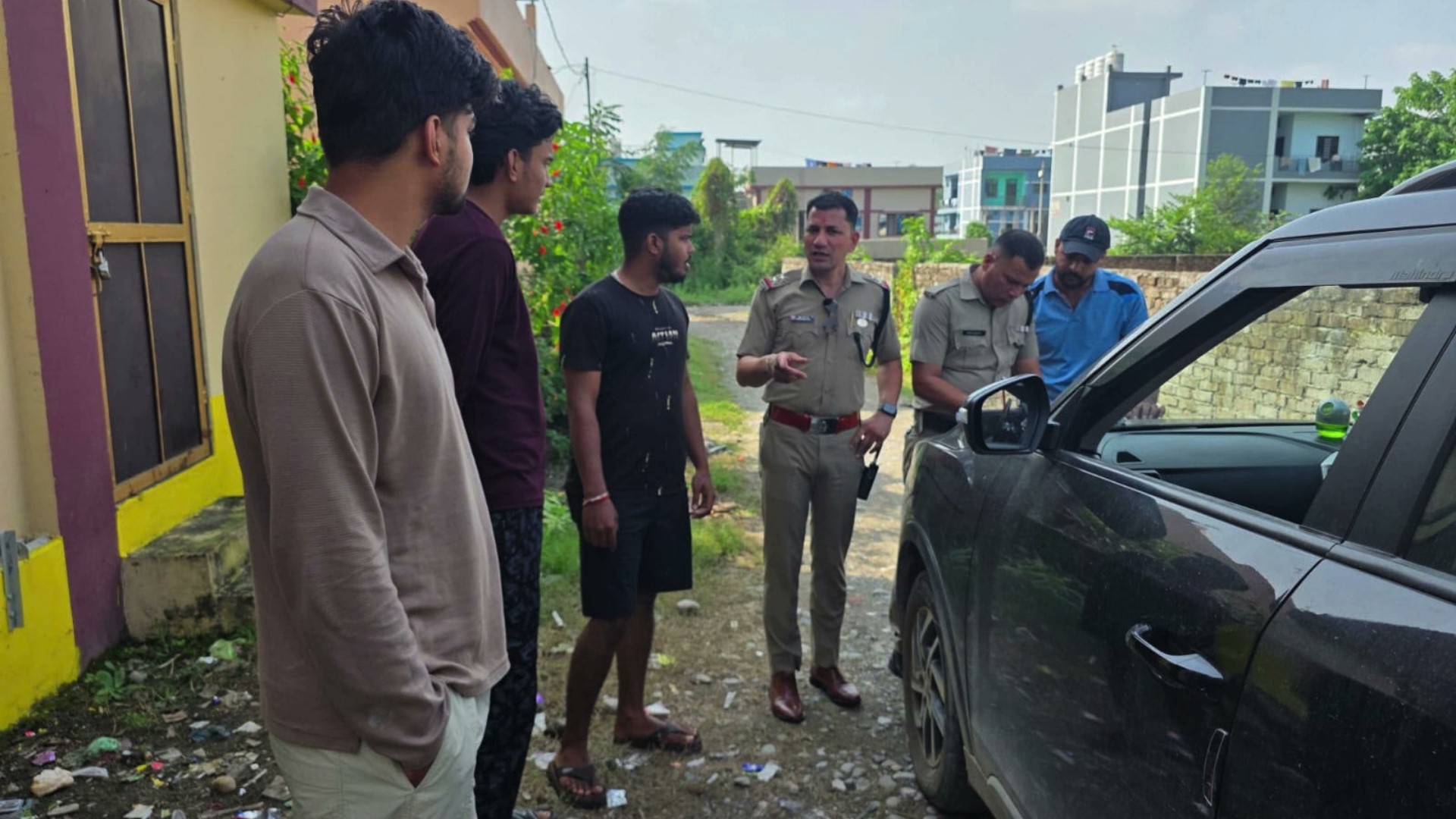 देहरादून में 1500 से अधिक किरायेदारों, बाहरी व्यक्तियों और छात्रों का किया सत्यापन