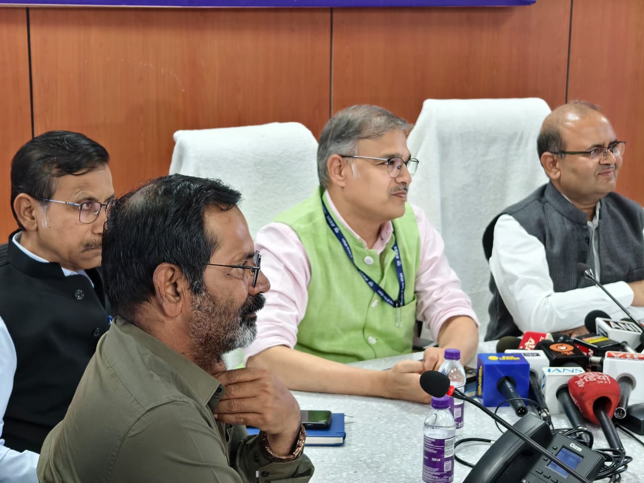 अब ग्लेशियल झील के जलस्तर, मौसम, बर्फ और भू-गतिविधियों की निगरानी में मिलेगी मदद